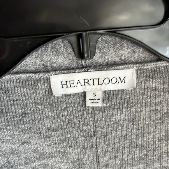 Heartloom wrap sweater - Picture 5 of 8